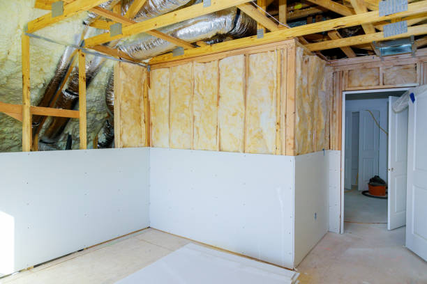 Best Professional Insulation Contractor  in Milton, WA